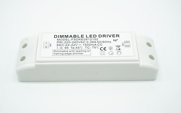 可控硅调光电源外置FSDKE0812152