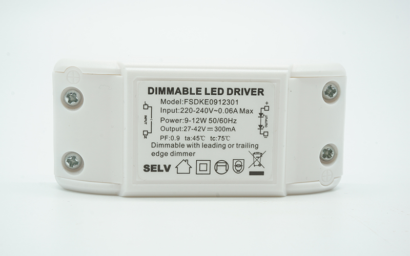 可控硅调光电源