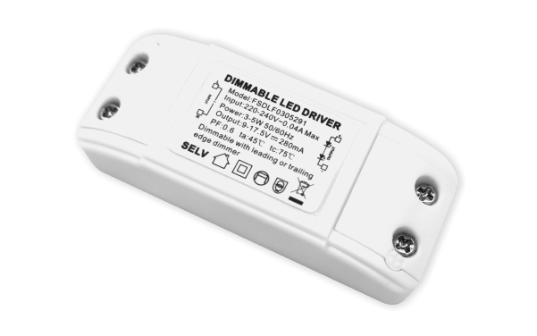 3-5W 220-240Vac 可控硅深度调光电源 3-5W 220-240Vac 可控硅深度调光电源