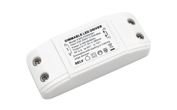 3-5W 220-240Vac 可控硅深度调光电源 3-5W 220-240Vac 可控硅深度调光电源